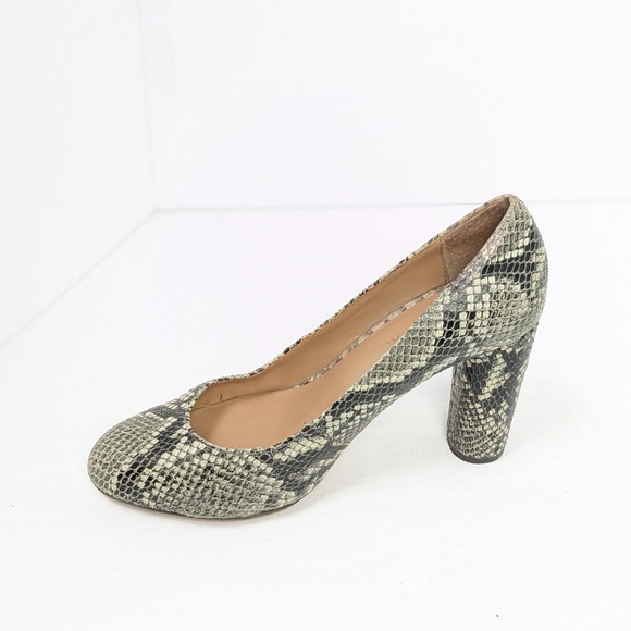 Banana republic leather snake skin pattern heels - Picture 7 of 16
